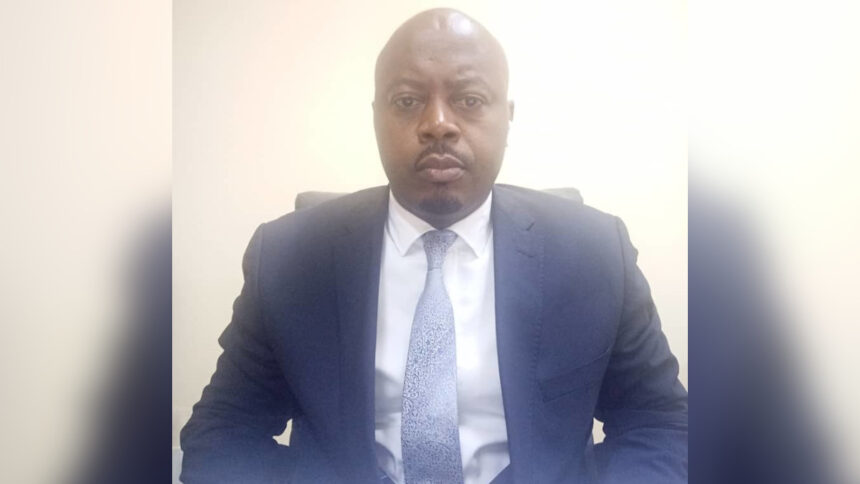 Eric Romuald Lipop, juriste fiscaliste