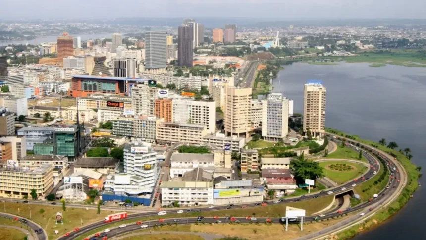 Côte d'Ivoire : pourquoi le climat des affaires continue de s'améliorer, avec une croissance propice aux investissements