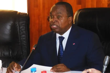 Cameroun : malgré le poids déjà élevé de la dette, l'Etat veut à nouveau emprunter 245,5 millions USD