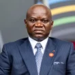 Études à l’étranger : le Gabon suspend les bourses pour les États-Unis et le Canada