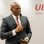 Fitch Ratings maintient la note B- d’UBA Cameroun mais alerte sur de forts risques souverains