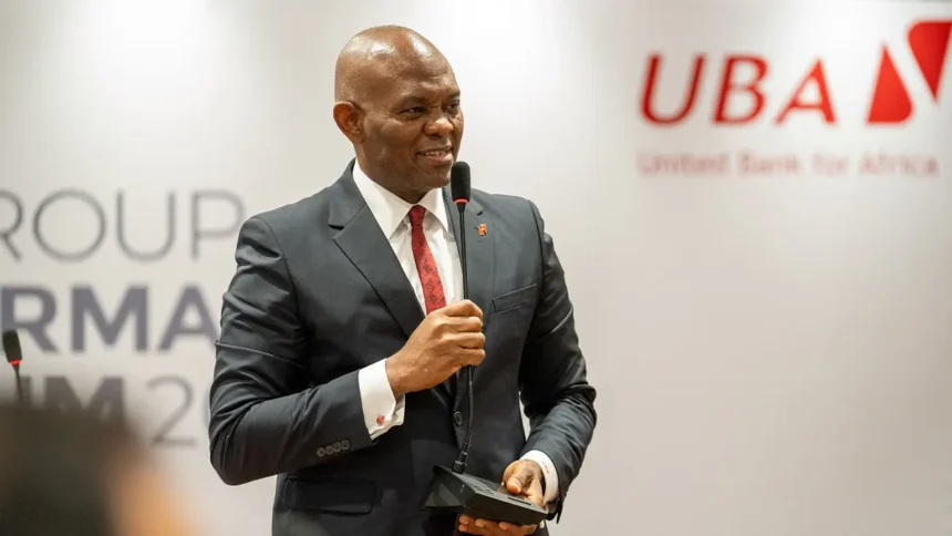 Fitch Ratings maintient la note B- d’UBA Cameroun mais alerte sur de forts risques souverains