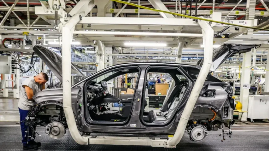 Pourquoi les constructeurs automobiles français préparent leur retour au Nigeria