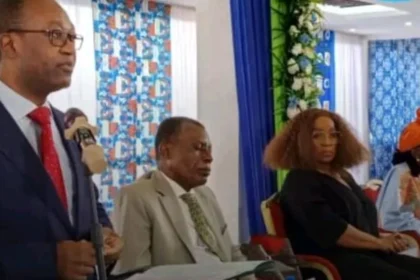 Douala : Achille Bassilekin III ouvre les Rencontres de la Francophonie économique