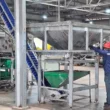 Transformation locale, emplois, valeur ajoutée : le pari industriel du Burkina Faso dans l’anacarde